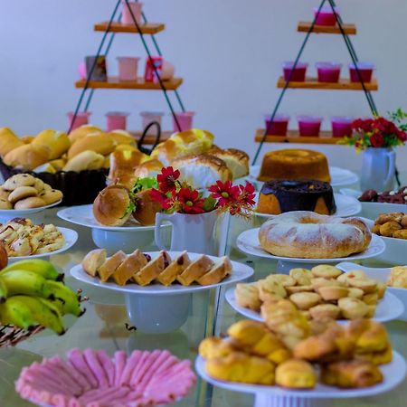 Cruz Hotel Дівінополіс Екстер'єр фото